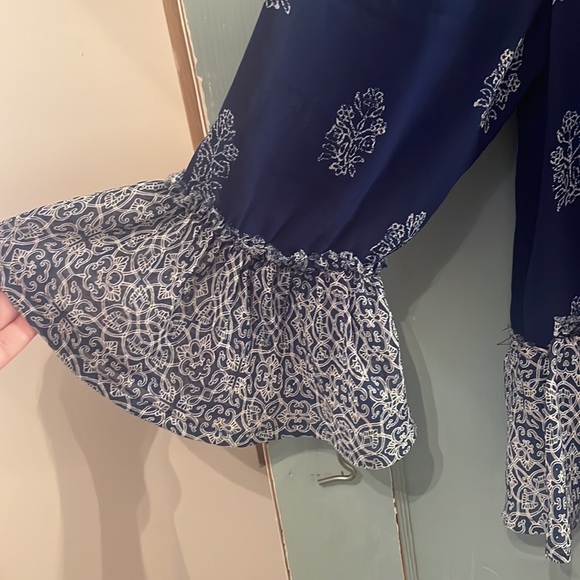 Lucky Brand Off the Shoulder Top - Picture 3 of 4